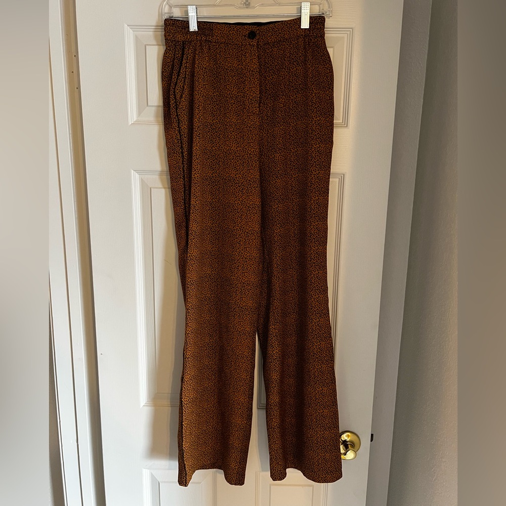 Wide leg patterned trouser